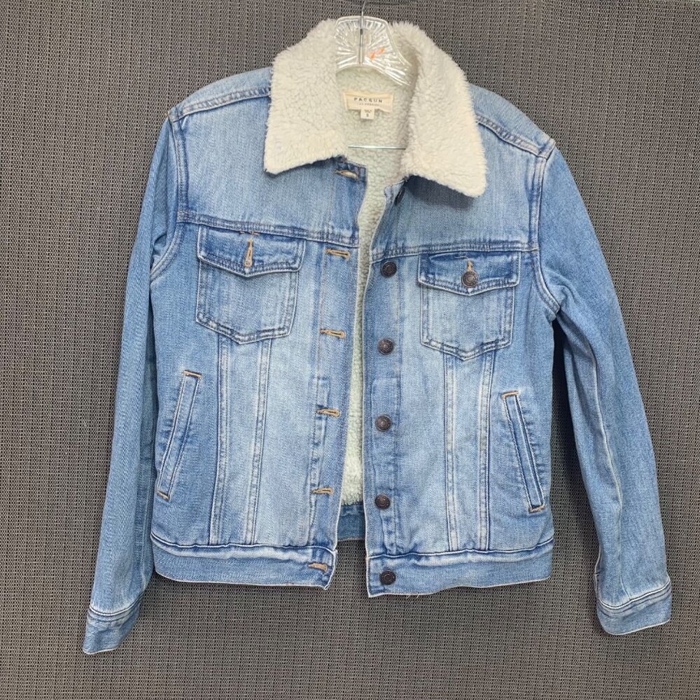 Pacsun Sherpa-Lined Denim Jacket With Button Closure Size S